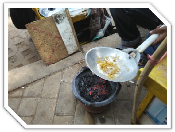 Proses Pembuatan Kerak Telor