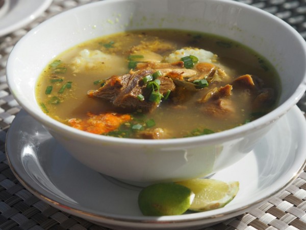 Soto kuah bening khas Jawa Timur