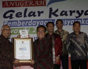 <strong>Sarihusada raih 3 penghargaan GKPM Award 2013</strong>